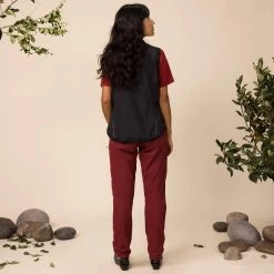 FJÄLLRÄVEN S/F ADVENTURE VEST W Damen - Weste -Fahrradausrüstung Geschäft 5637981736 d sf adventure vest w fjaellraeven 24